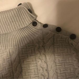 L.O.G.G. Gray Sweater❗️